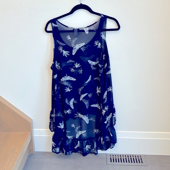 Torrid Sheer Asymmetrical Dragon Fly Top - Picture 2 of 4